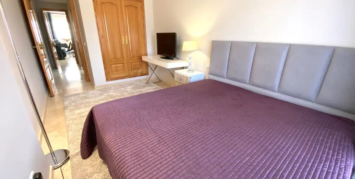 Long-term rent of penthouse in Aloha 15