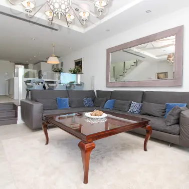 Alquiler a largo plazo de adosado en Sierra Blanca