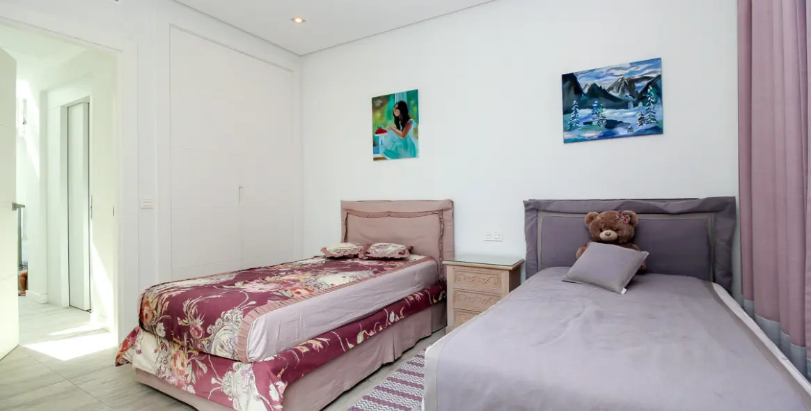 Long-term rent of townhouse in Sierra Blanca 19