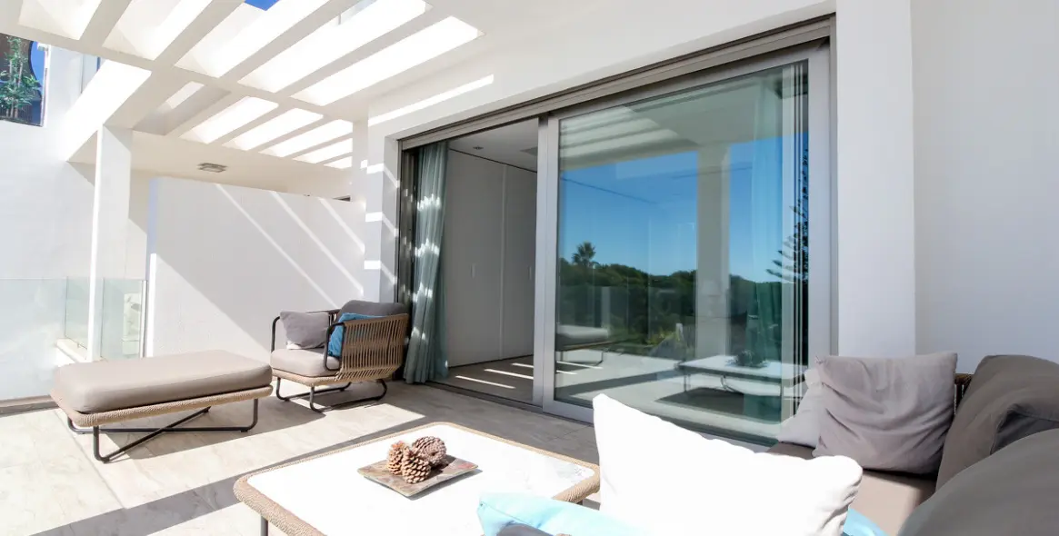 Long-term rent of townhouse in Sierra Blanca 22