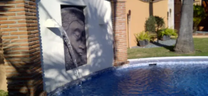 Long-term rent of detached villa in Costalita 0