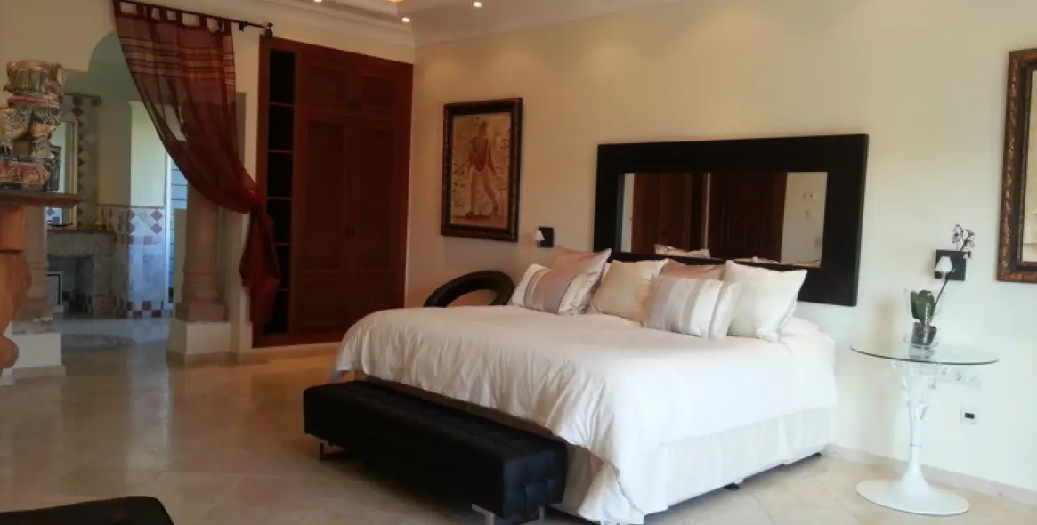 Долгосрочная аренда  отдельно стоящей виллы в Costalita 12