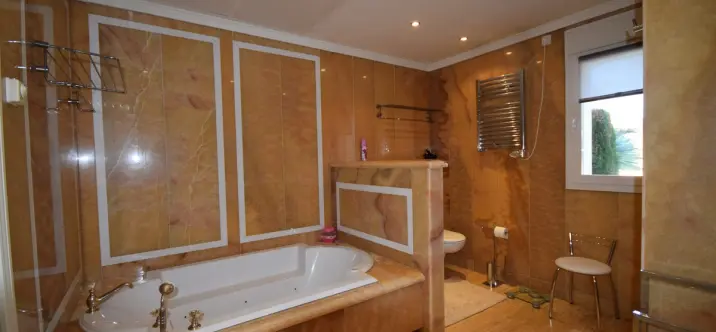 Long-term rent of ground floor apartment in Marbella 3