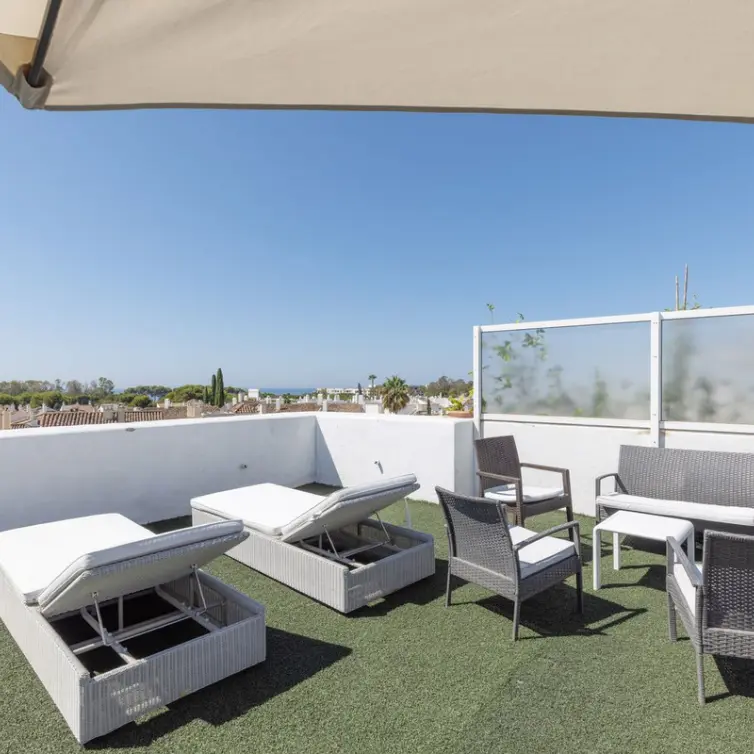 Long-term rent of townhouse in Estepona