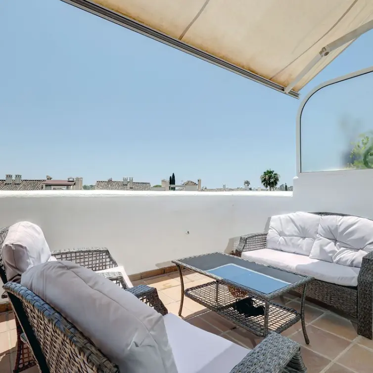Long-term rent of townhouse in Estepona