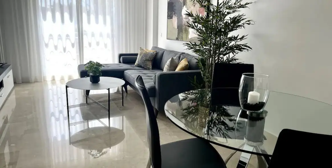 Long-term rent of penthouse in Estepona 14