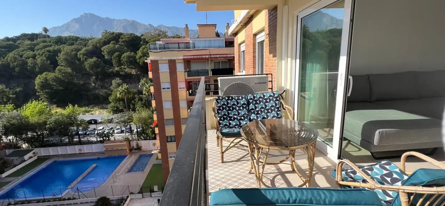 Продажа апартаментов на среднем этаже в Marbella 0