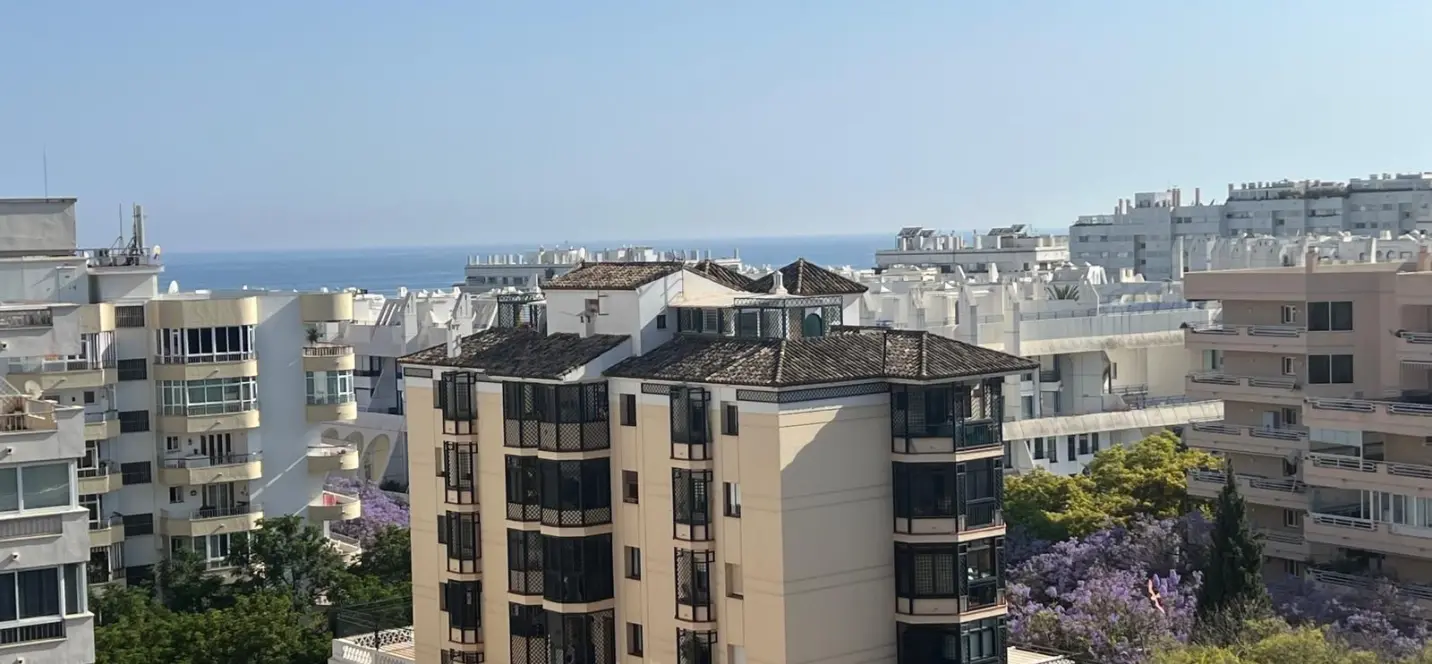Продажа апартаментов на среднем этаже в Marbella 1