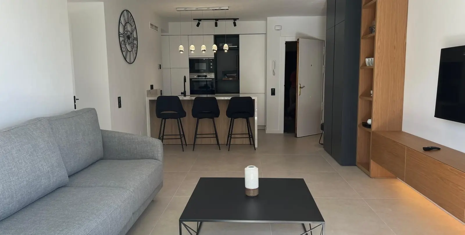 Продажа апартаментов на среднем этаже в Marbella 3