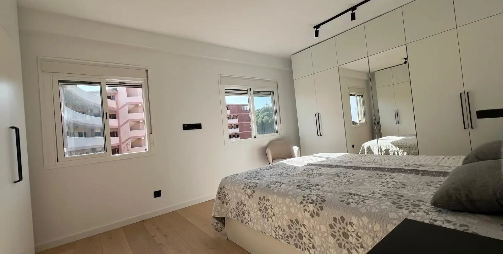 Продажа апартаментов на среднем этаже в Marbella 11