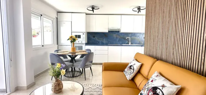 Sale of middle floor apartment in La Cala de Mijas 1