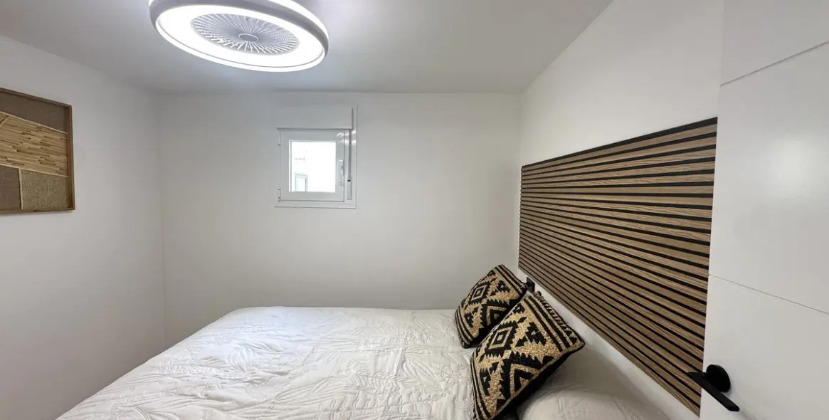 Sale of middle floor apartment in La Cala de Mijas 26