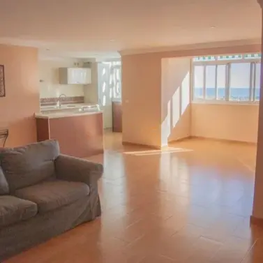 Sale of middle floor apartment in San Pedro de Alcántara
