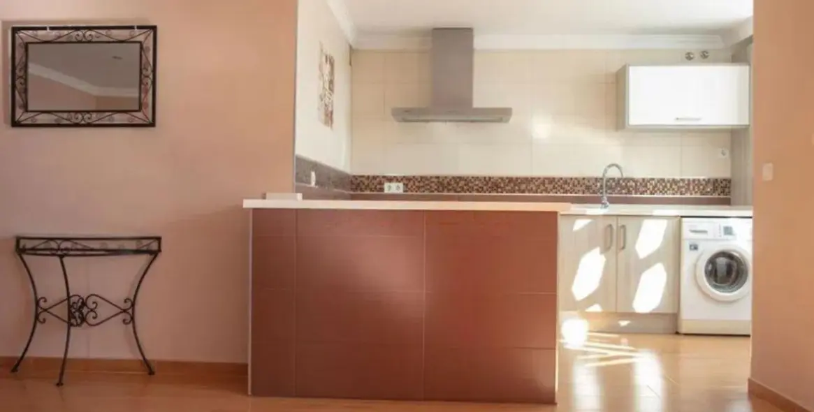 Sale of middle floor apartment in San Pedro de Alcántara 7