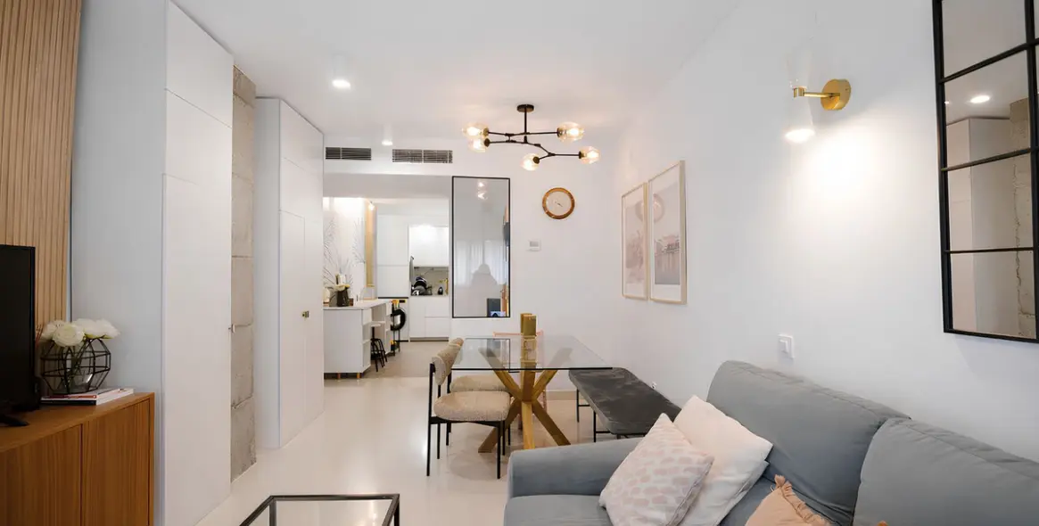 Sale of middle floor apartment in Fuengirola 4