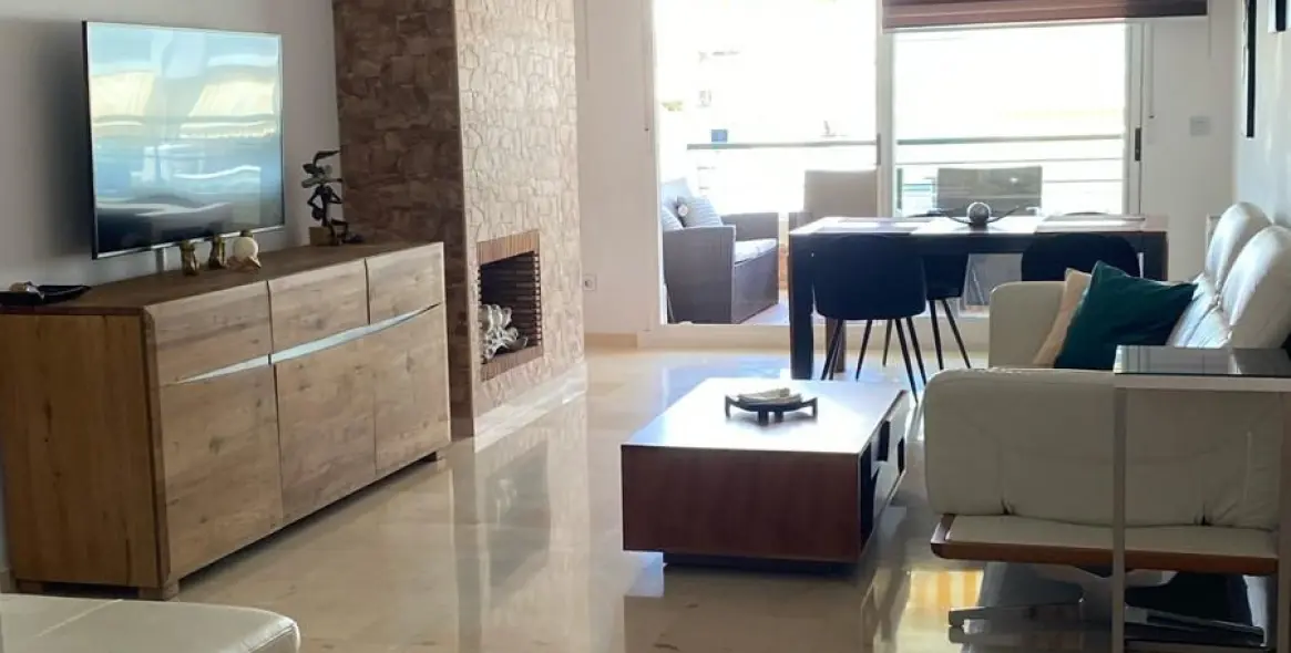 Sale of middle floor apartment in Guadalmina Alta 9