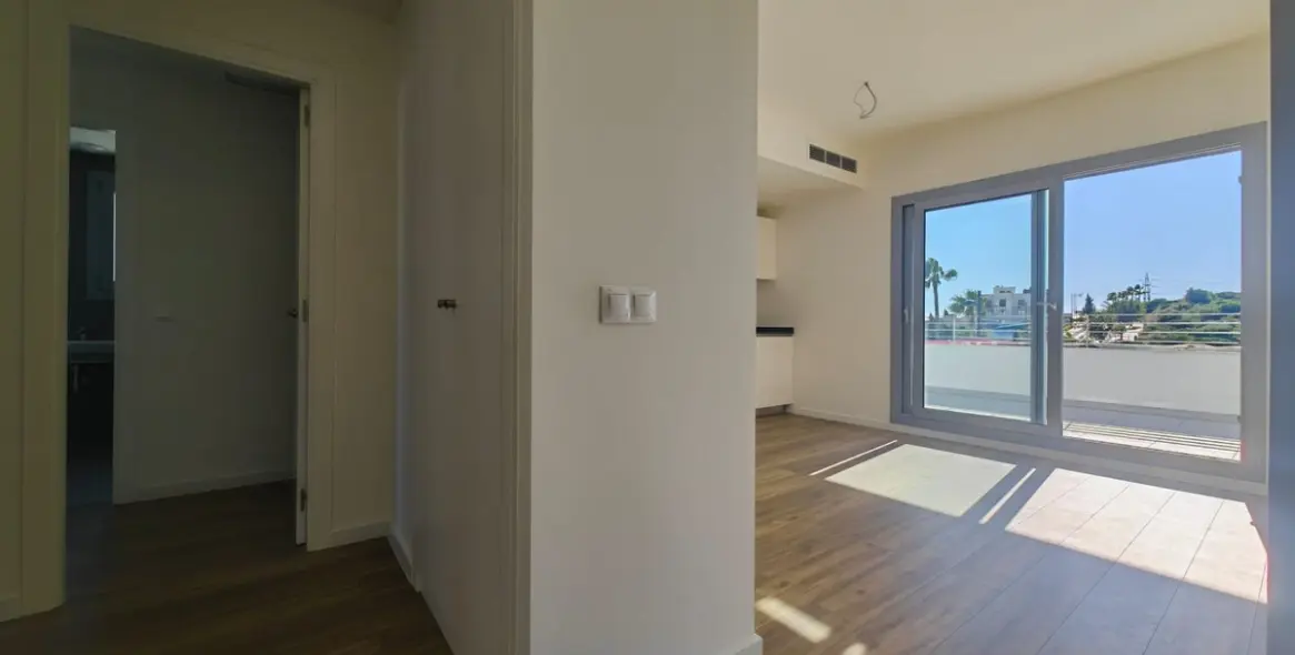 Sale of penthouse in Estepona 8