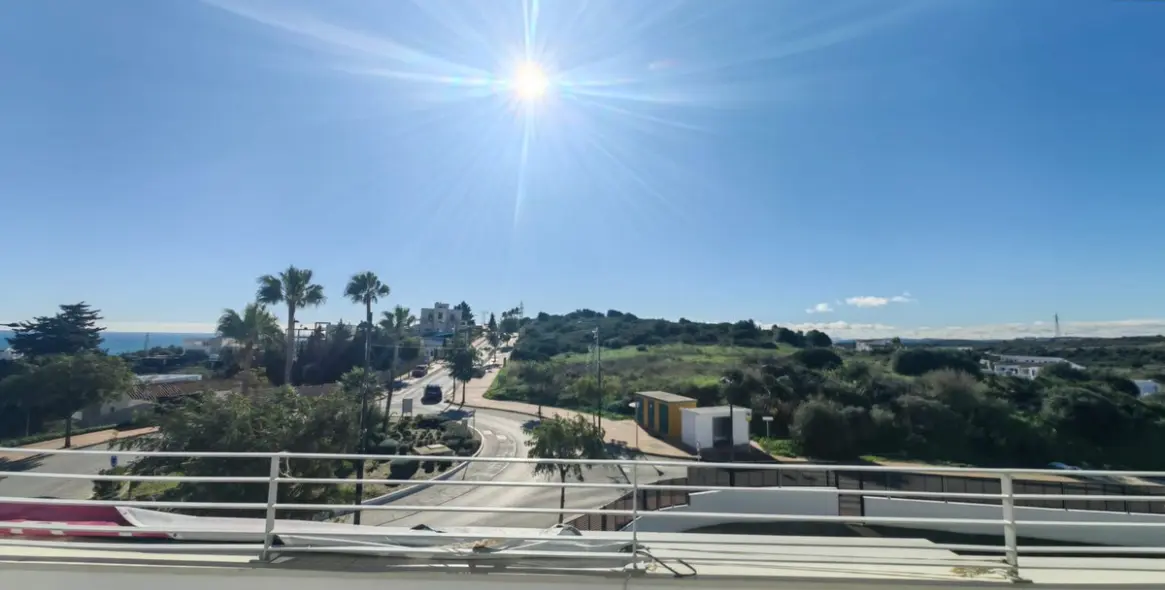 Sale of penthouse in Estepona 15