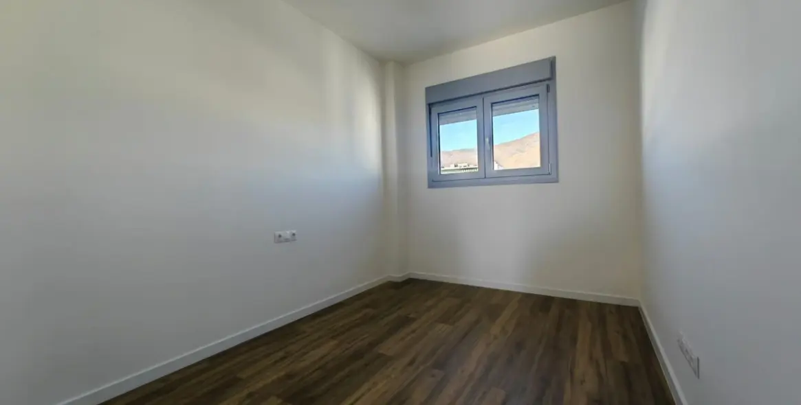 Sale of penthouse in Estepona 18