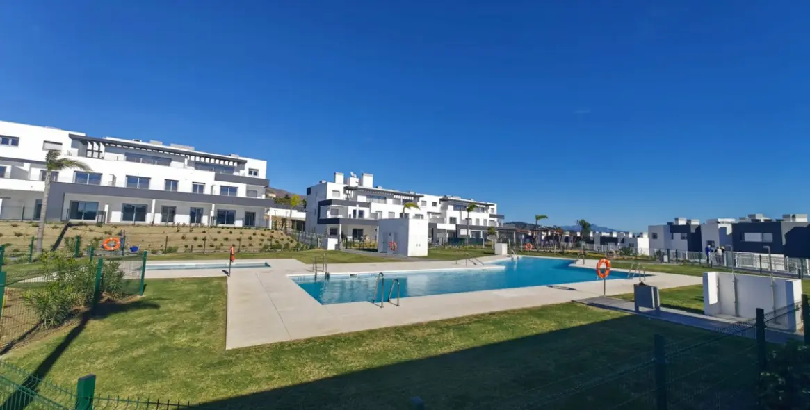 Продажа пентхауса в Estepona 24