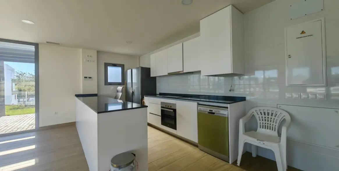 Продажа пентхауса в Estepona 26