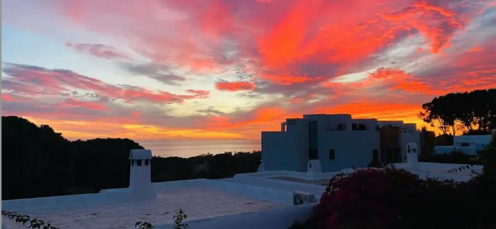 Продажа дома на две семьи в Cabopino 0