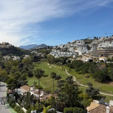 Sale of penthouse in La Quinta