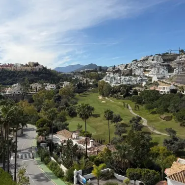 Sale of penthouse in La Quinta