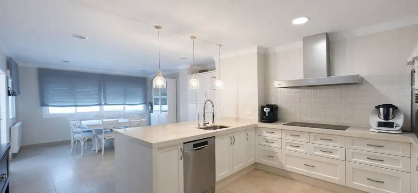 Sale of townhouse in San Pedro de Alcántara 4