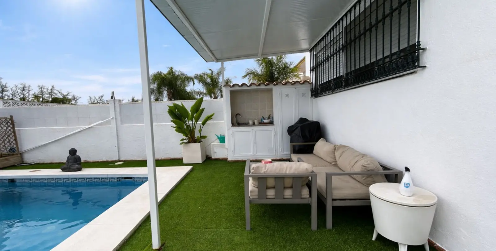 Venta de adosado en San Pedro de Alcántara 28