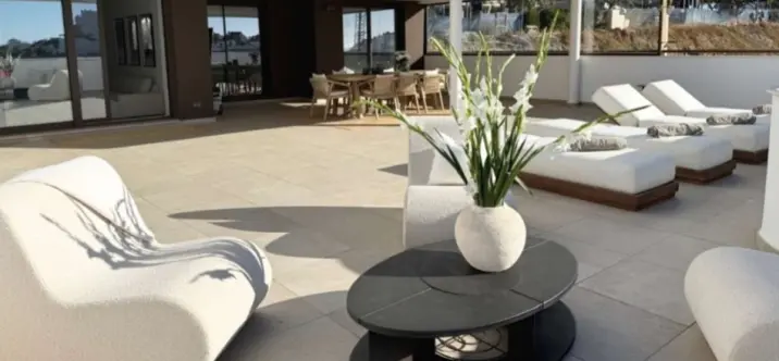 Продажа апартаментов на среднем этаже в Estepona 2