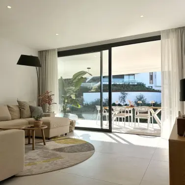 Venta de apartamento en planta baja en Cabopino