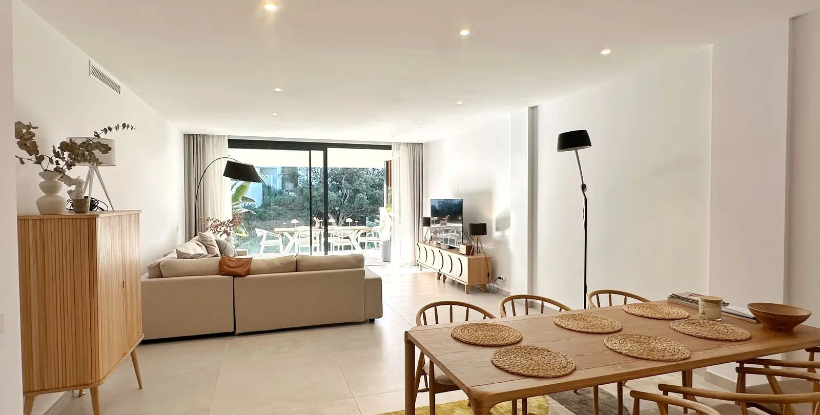 Sale of ground floor apartment in Cabopino 4