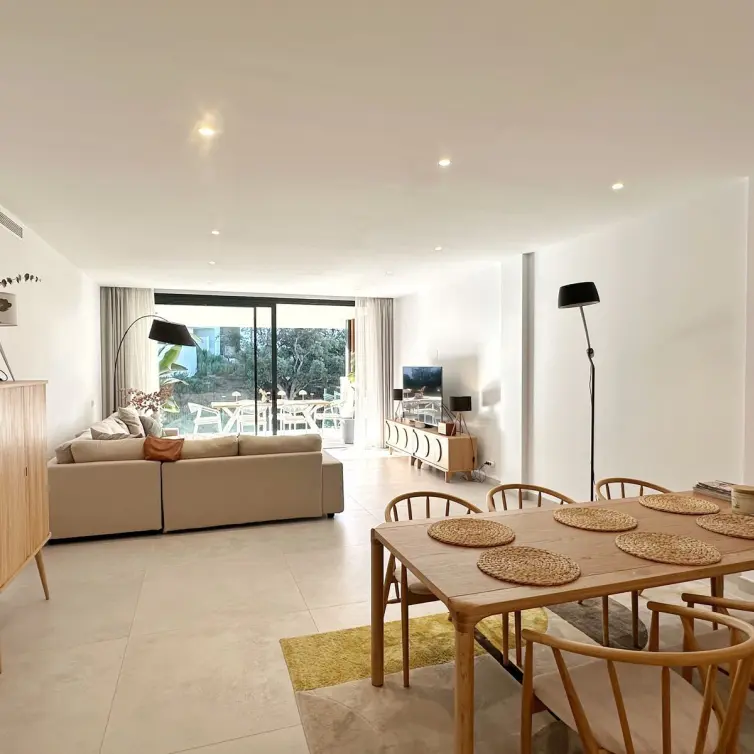 Sale of ground floor apartment in Cabopino