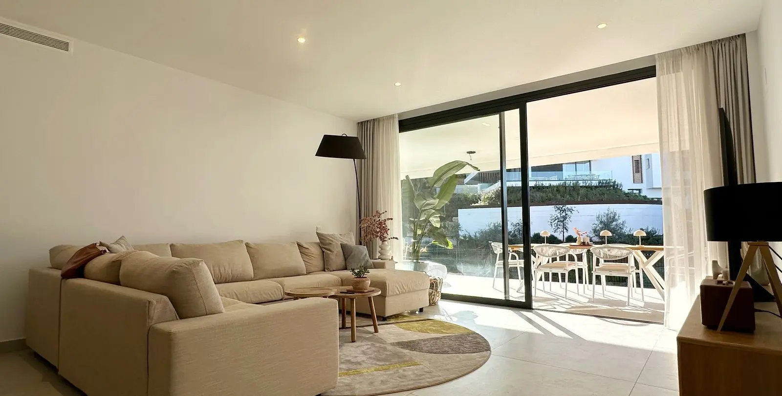 Sale of ground floor apartment in Cabopino 22