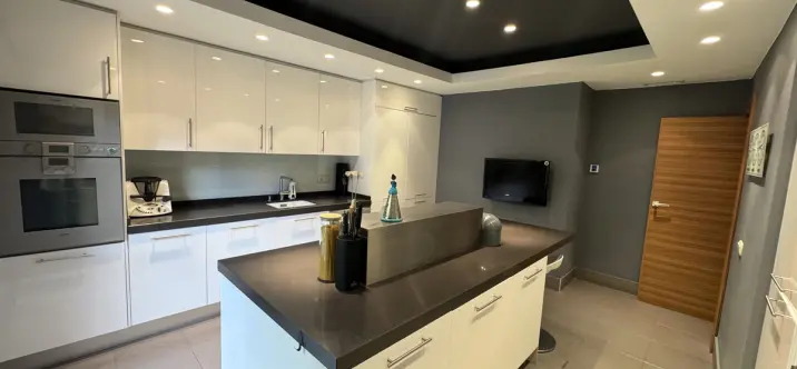 Sale of penthouse duplex in Monte Halcones 4