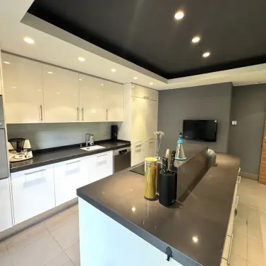 Sale of penthouse duplex in Monte Halcones