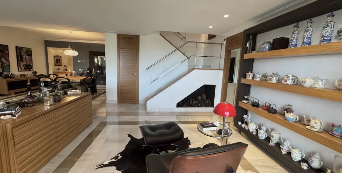 Sale of penthouse duplex in Monte Halcones 9