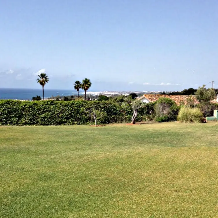 Продажа  жилого участка в Marbella