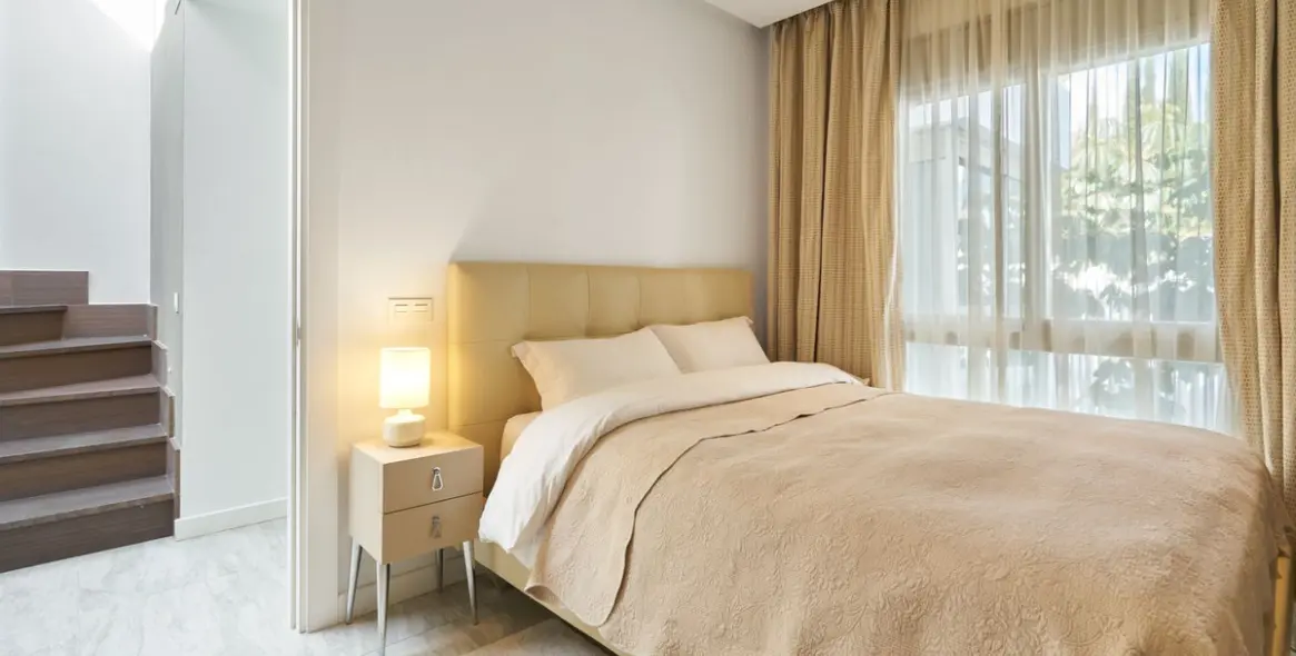 Long-term rent of townhouse in Sierra Blanca 16