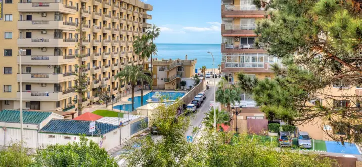 Продажа апартаментов на среднем этаже в Los Boliches 3