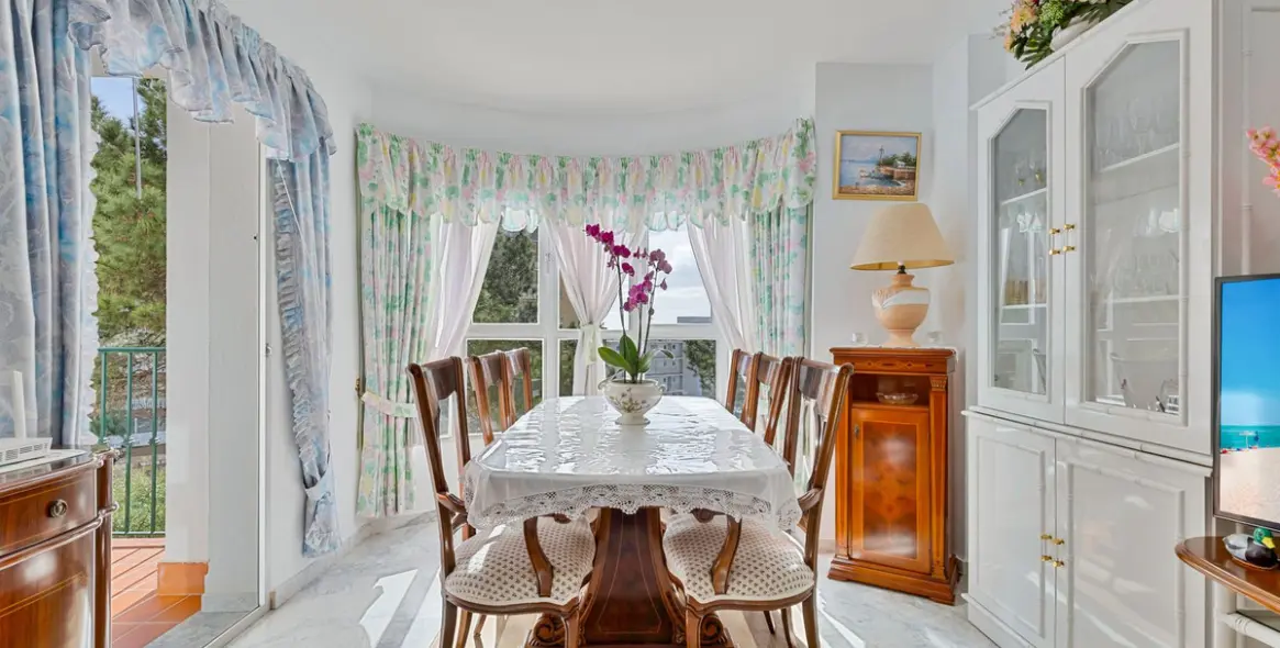 Продажа апартаментов на среднем этаже в Los Boliches 8