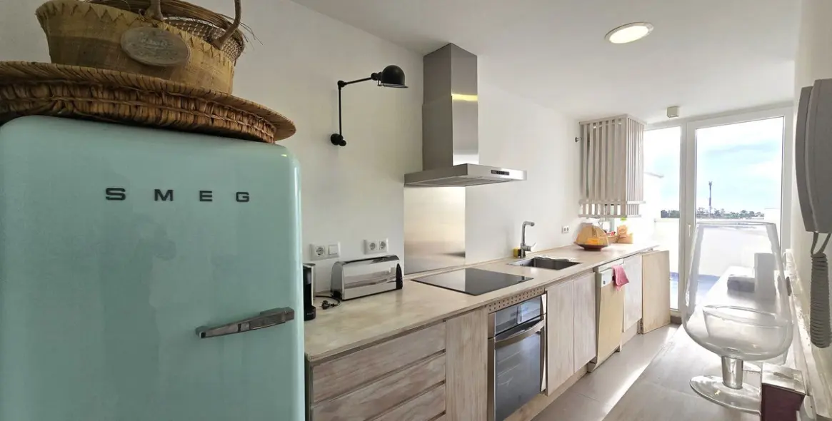 Sale of middle floor apartment in Nueva Andalucía 10