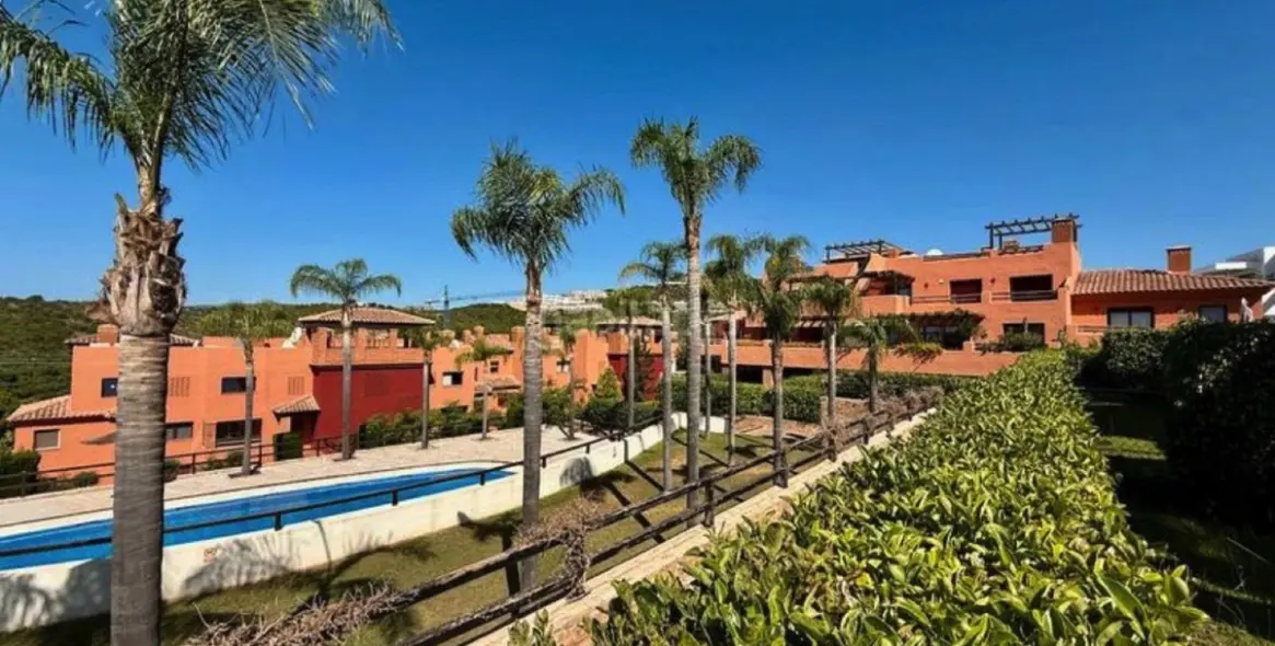 Sale of ground floor apartment in Casares Playa 1