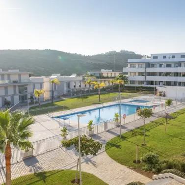 Sale of penthouse in Estepona