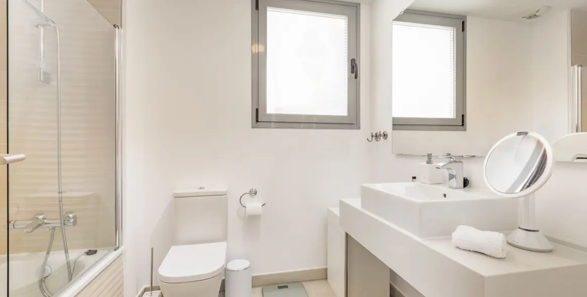 Venta de ático en Estepona 10