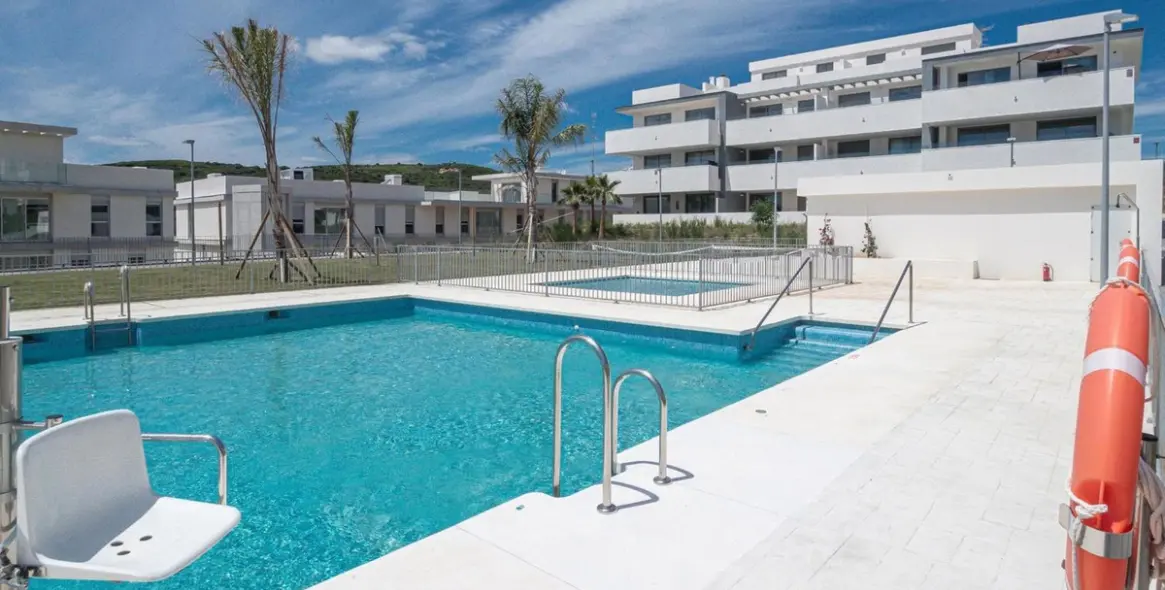 Sale of penthouse in Estepona 21