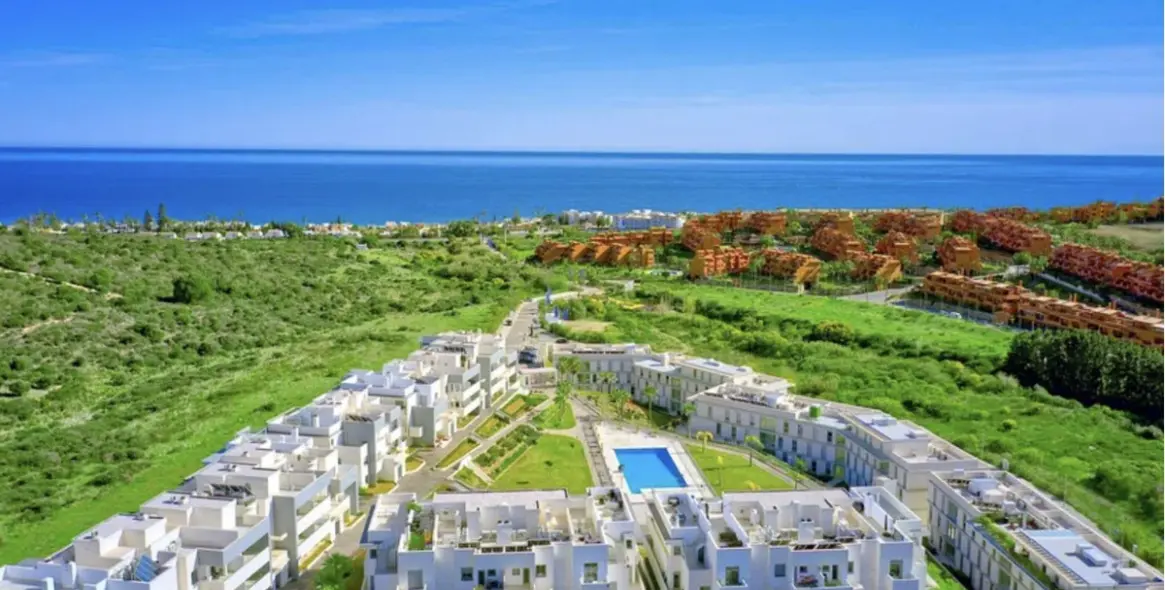 Sale of penthouse in Estepona 23