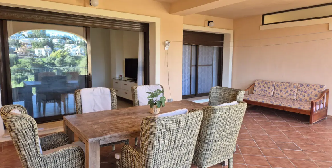Sale of ground floor apartment in Valle Romano 13