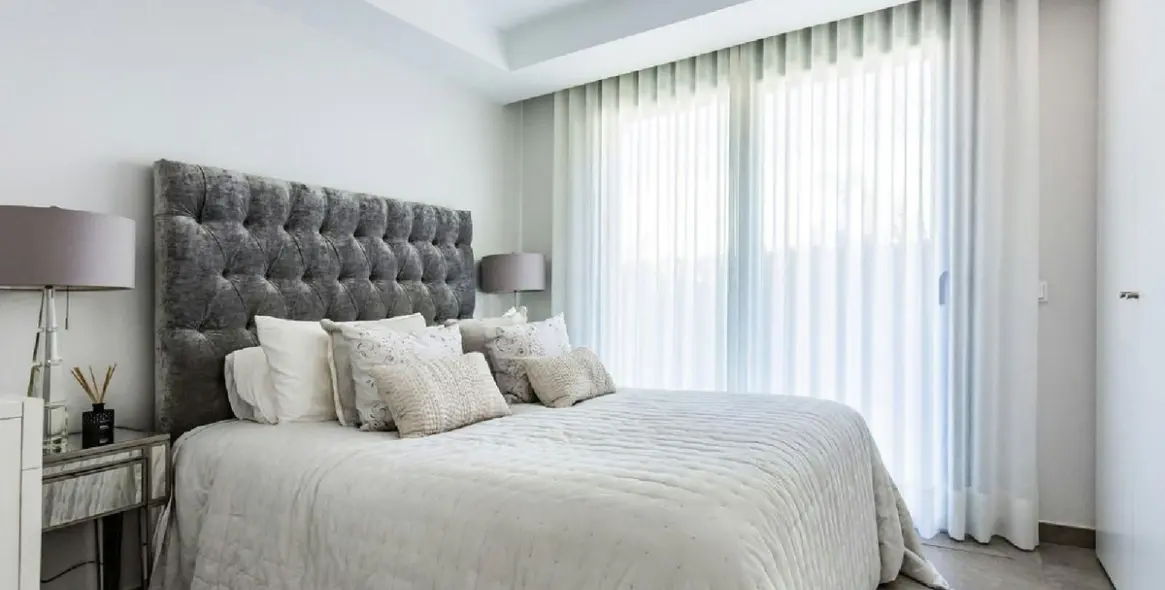 Продажа апартаментов на первом этаже в New Golden Mile 22